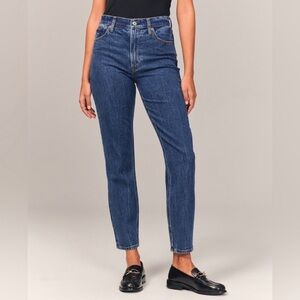 Abercrombie High Rise Mom Jean Dark Wash 6L